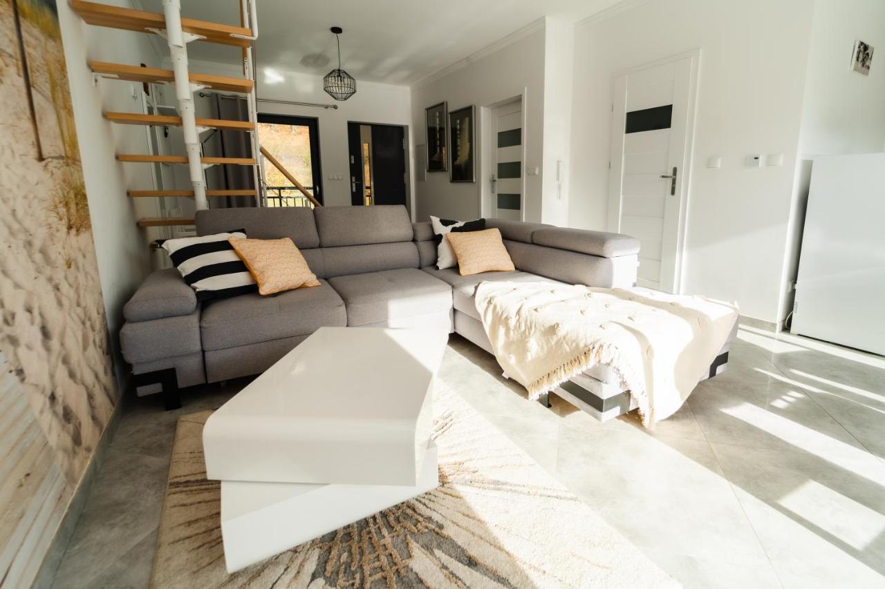 Apartview Szkolna Szczyrk By Rent Like Home Bagian luar foto